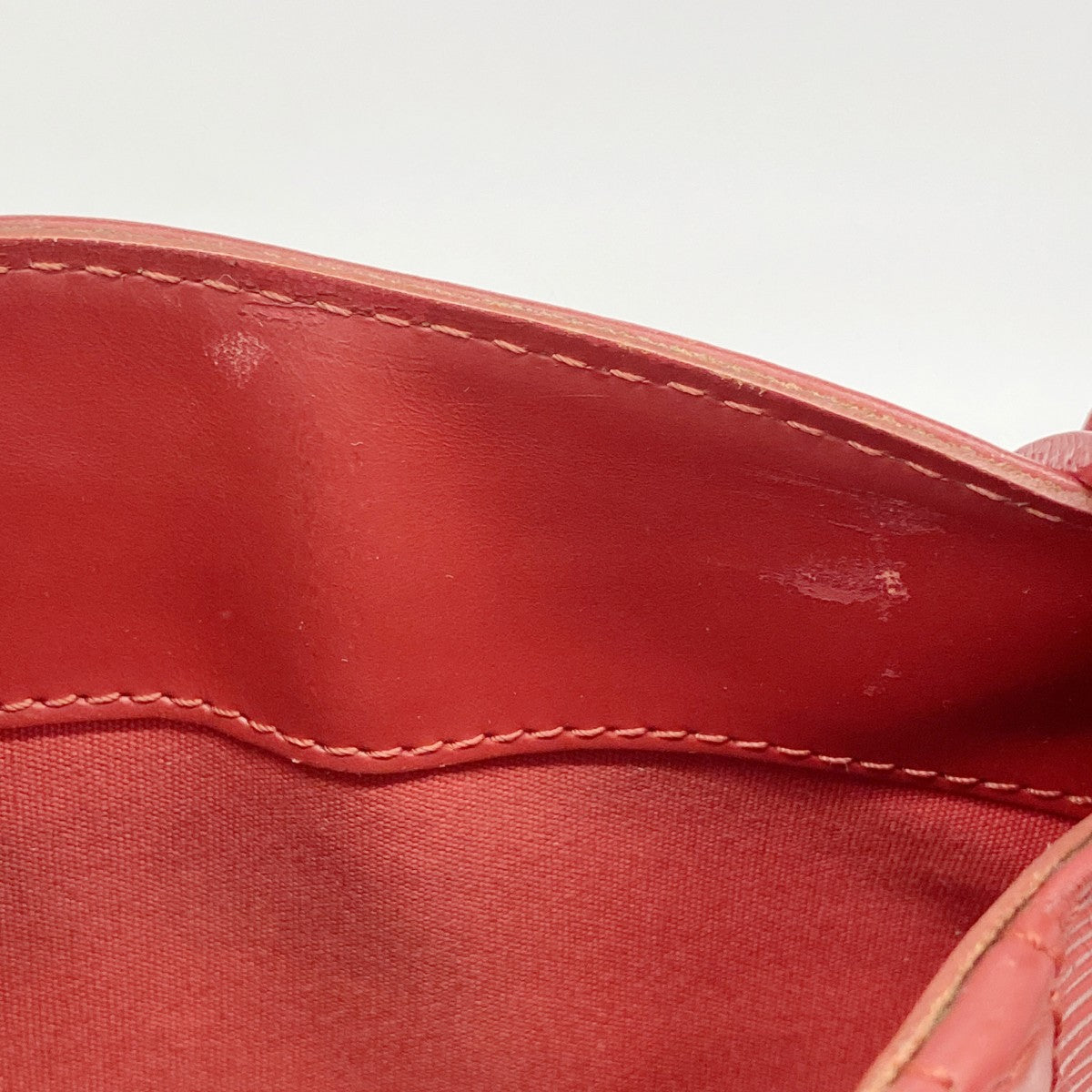 【5me5691】ルイヴィトン ショルダーバッグ エピ マンダラ M5889E ルージュ【中古】レディース