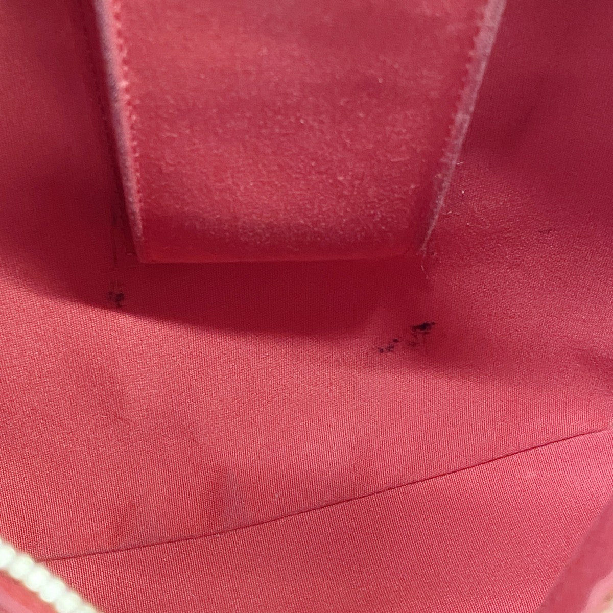 【5me5691】ルイヴィトン ショルダーバッグ エピ マンダラ M5889E ルージュ【中古】レディース