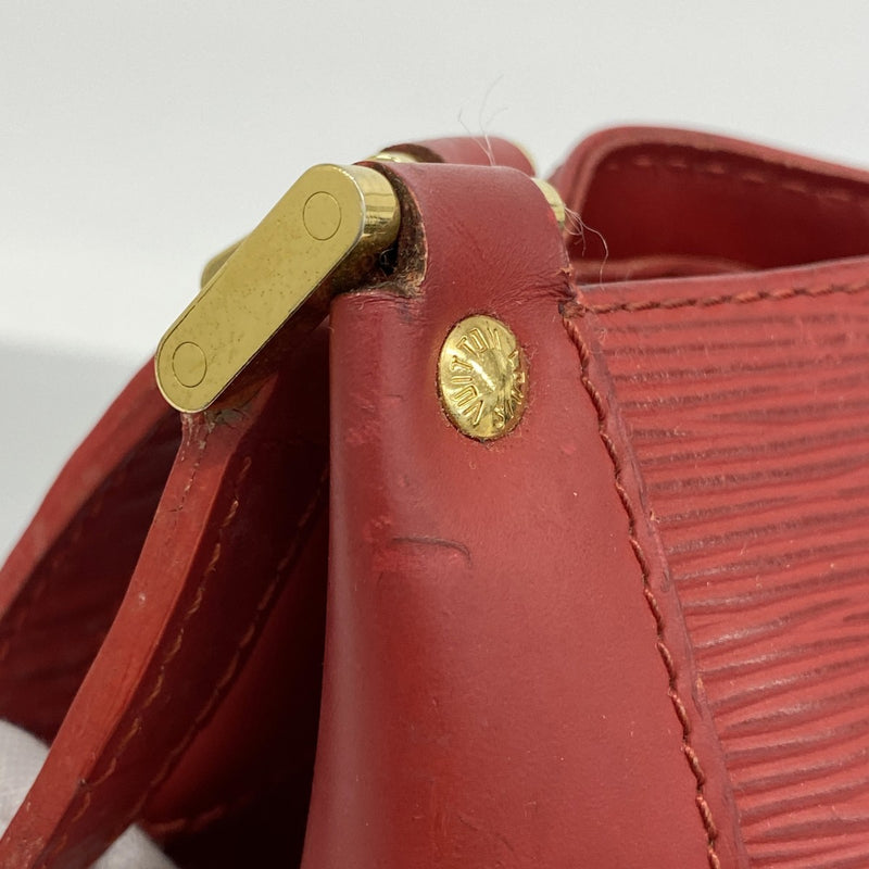 【5me5691】ルイヴィトン ショルダーバッグ エピ マンダラ M5889E ルージュ【中古】レディース