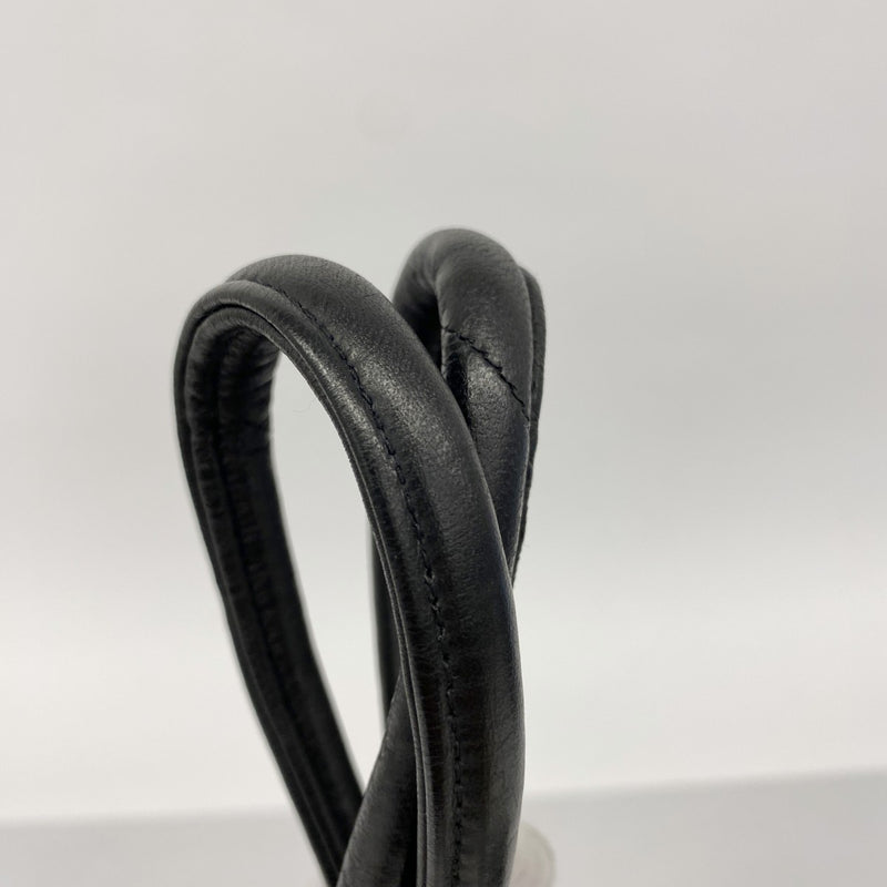 【5me5723-h】シャネル ショルダーバッグ マトラッセ ラムスキン ブラック ゴールド金具【中古】レディース