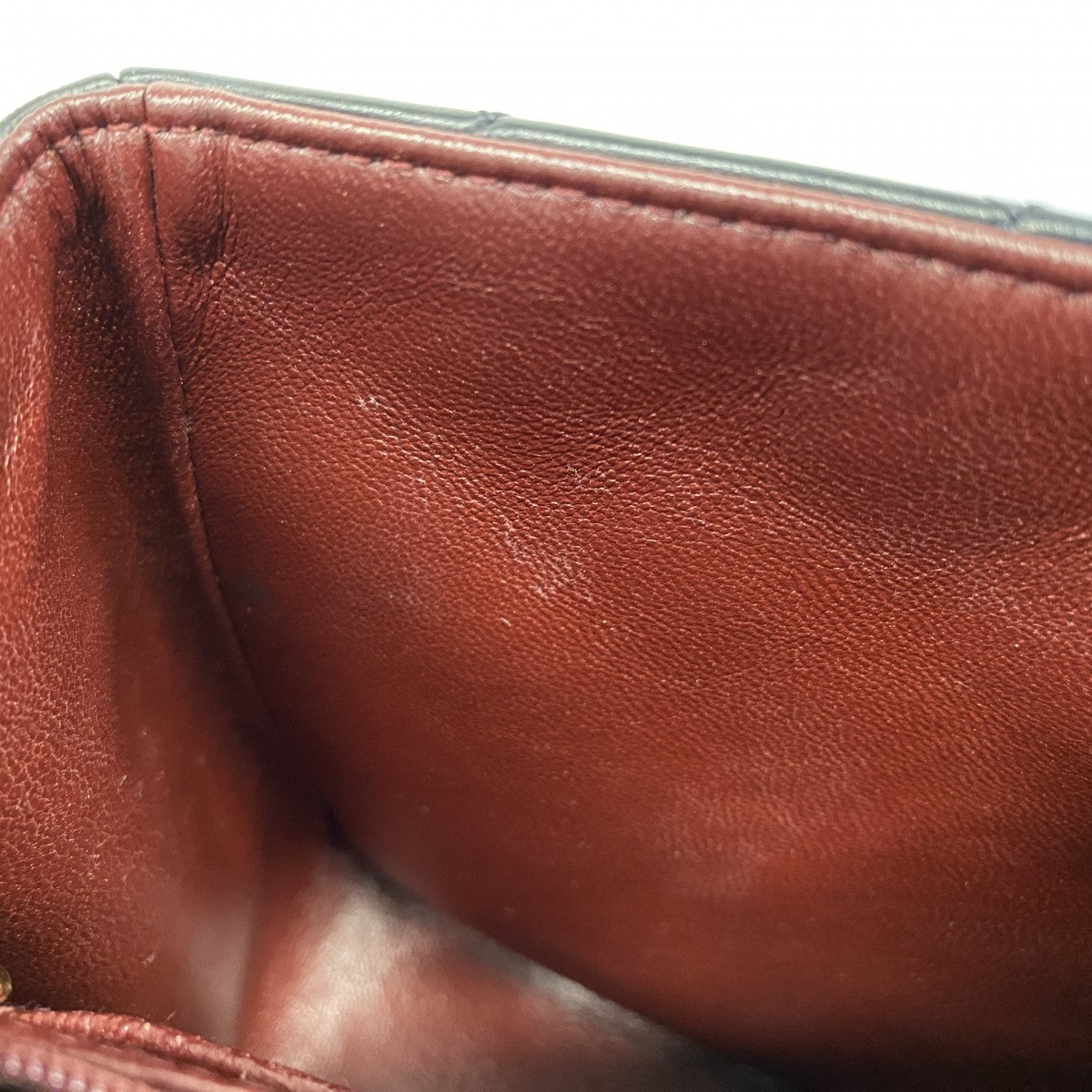 【5me5723-h】シャネル ショルダーバッグ マトラッセ ラムスキン ブラック ゴールド金具【中古】レディース