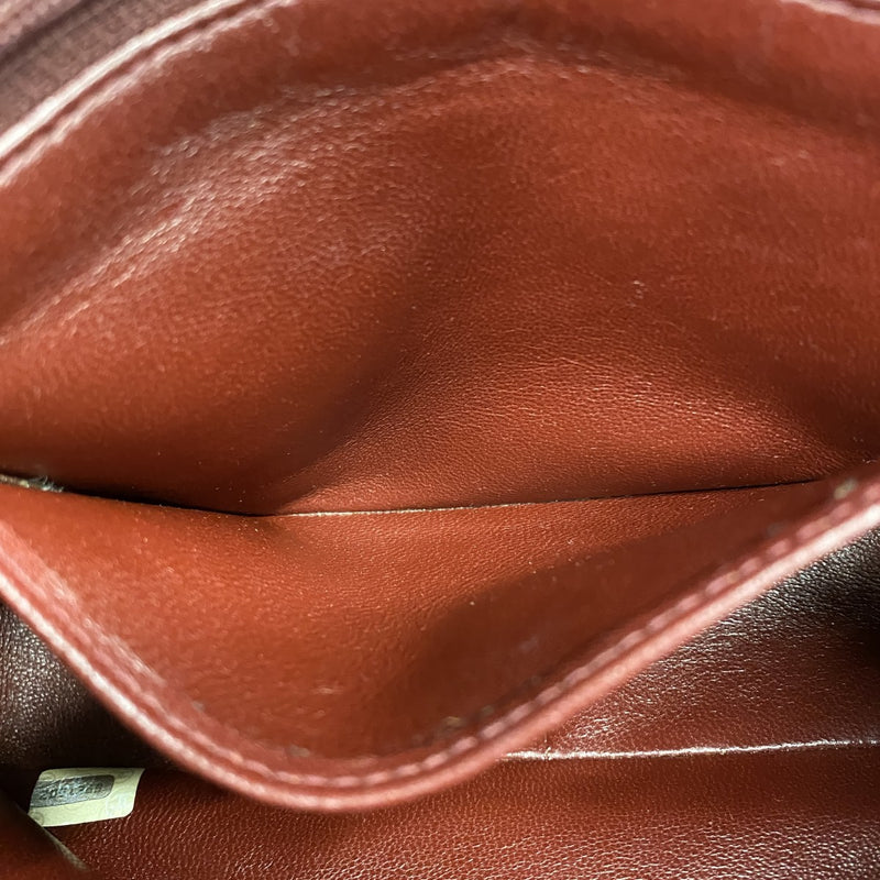 【5me5723-h】シャネル ショルダーバッグ マトラッセ ラムスキン ブラック ゴールド金具【中古】レディース