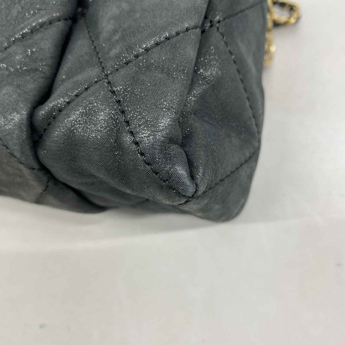 【5me5724-h】シャネル ショルダーバッグ マトラッセ Wチェーン レザー ブラック ゴールド金具【中古】レディース