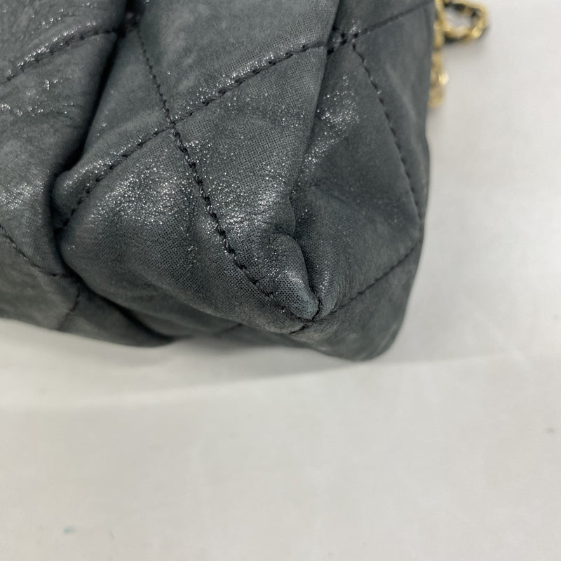 【5me5724-h】シャネル ショルダーバッグ マトラッセ Wチェーン レザー ブラック ゴールド金具【中古】レディース