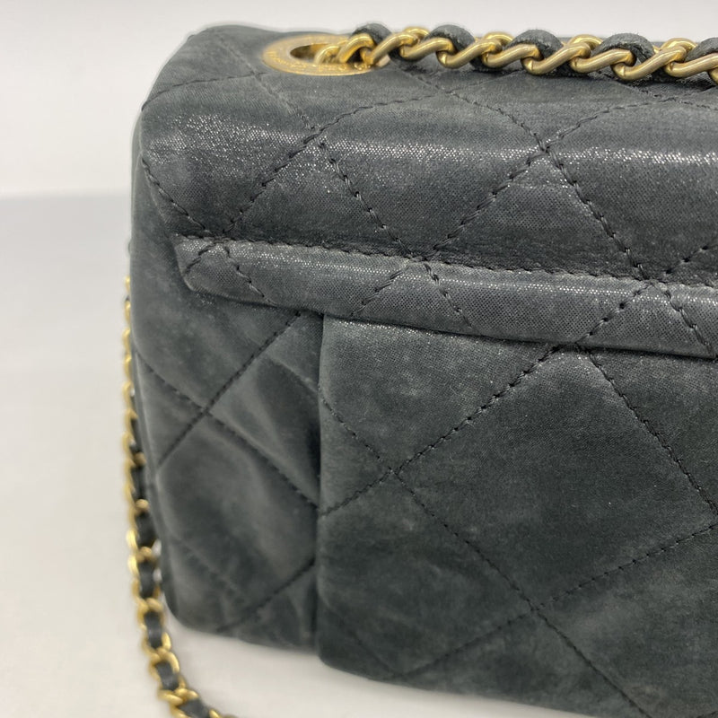 【5me5724-h】シャネル ショルダーバッグ マトラッセ Wチェーン レザー ブラック ゴールド金具【中古】レディース