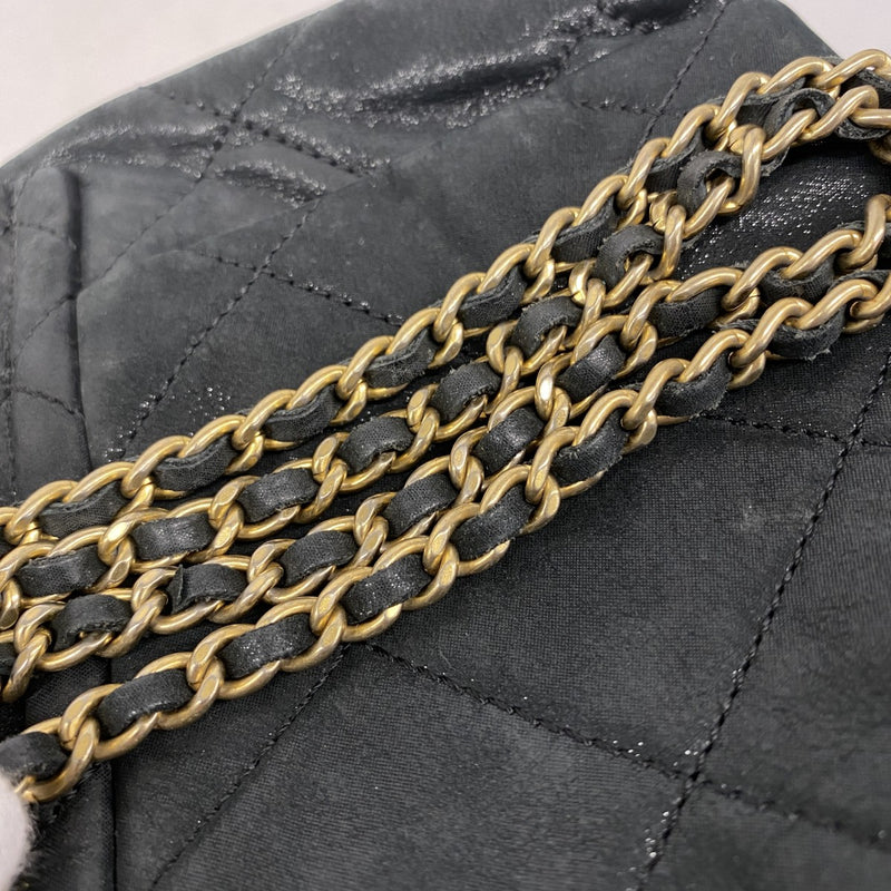 【5me5724-h】シャネル ショルダーバッグ マトラッセ Wチェーン レザー ブラック ゴールド金具【中古】レディース