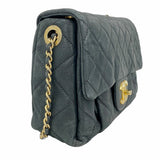 【5me5724-h】シャネル ショルダーバッグ マトラッセ Wチェーン レザー ブラック ゴールド金具【中古】レディース