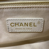 【5me5724-h】シャネル ショルダーバッグ マトラッセ Wチェーン レザー ブラック ゴールド金具【中古】レディース