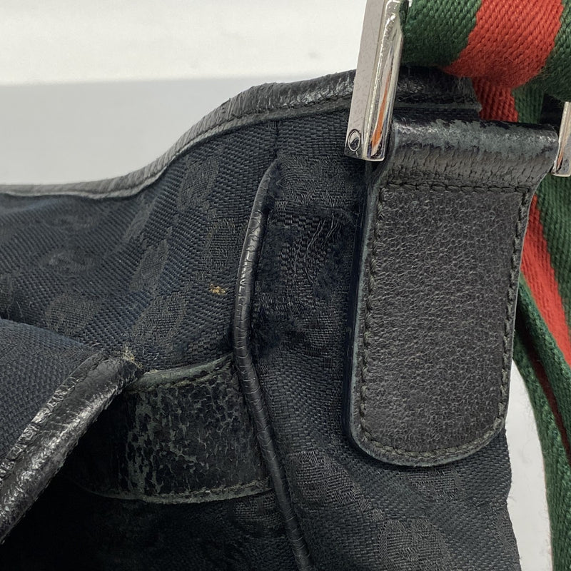 【5me5751】グッチ ショルダーバッグ GGキャンバス/シェリーライン 233052 キャンバス ブラック シルバー金具【中古】レディース