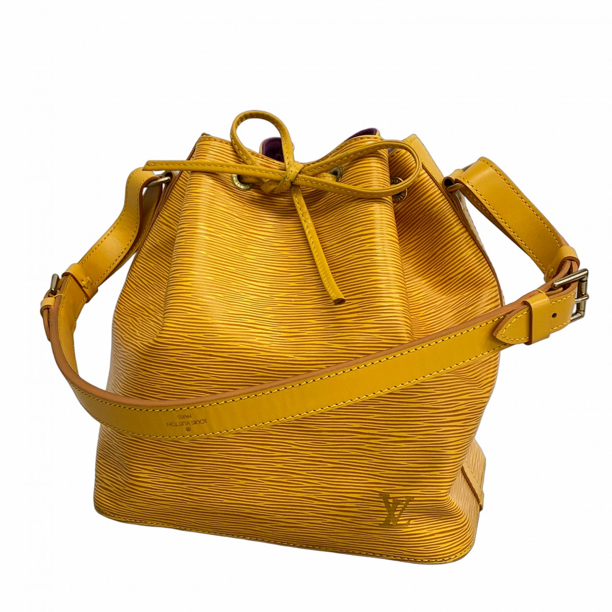 5oe5007】ルイヴィトン ショルダーバッグ エピ プチノエ M44109