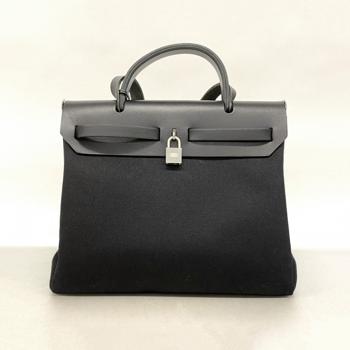 【6ee5880】エルメス ハンドバッグ エールバッグPM トワルオフィシエ ブラック シルバー金具 □G刻印【中古】レディース