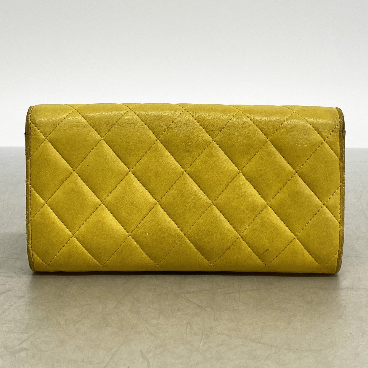 【6fa0578】シャネル 長財布 マトラッセ ラムスキン イエロー シルバー金具【中古】レディース