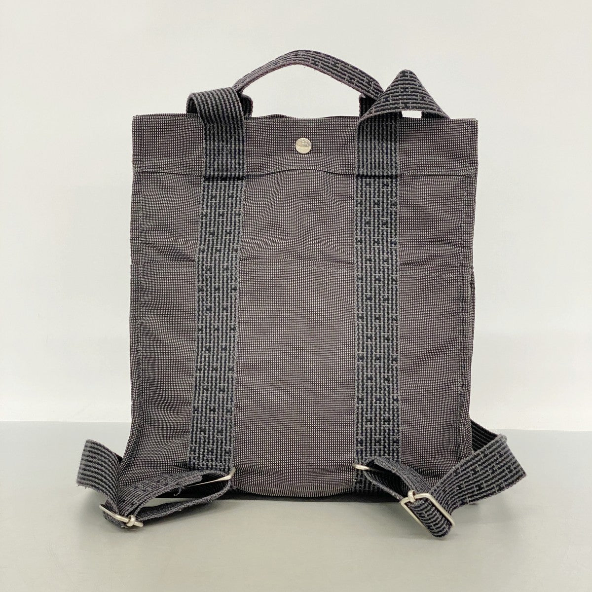 【6fa0778】エルメス リュック・デイパック エールラインアドMM キャンバス グレー シルバー金具【中古】メンズ レディース ユニセックス