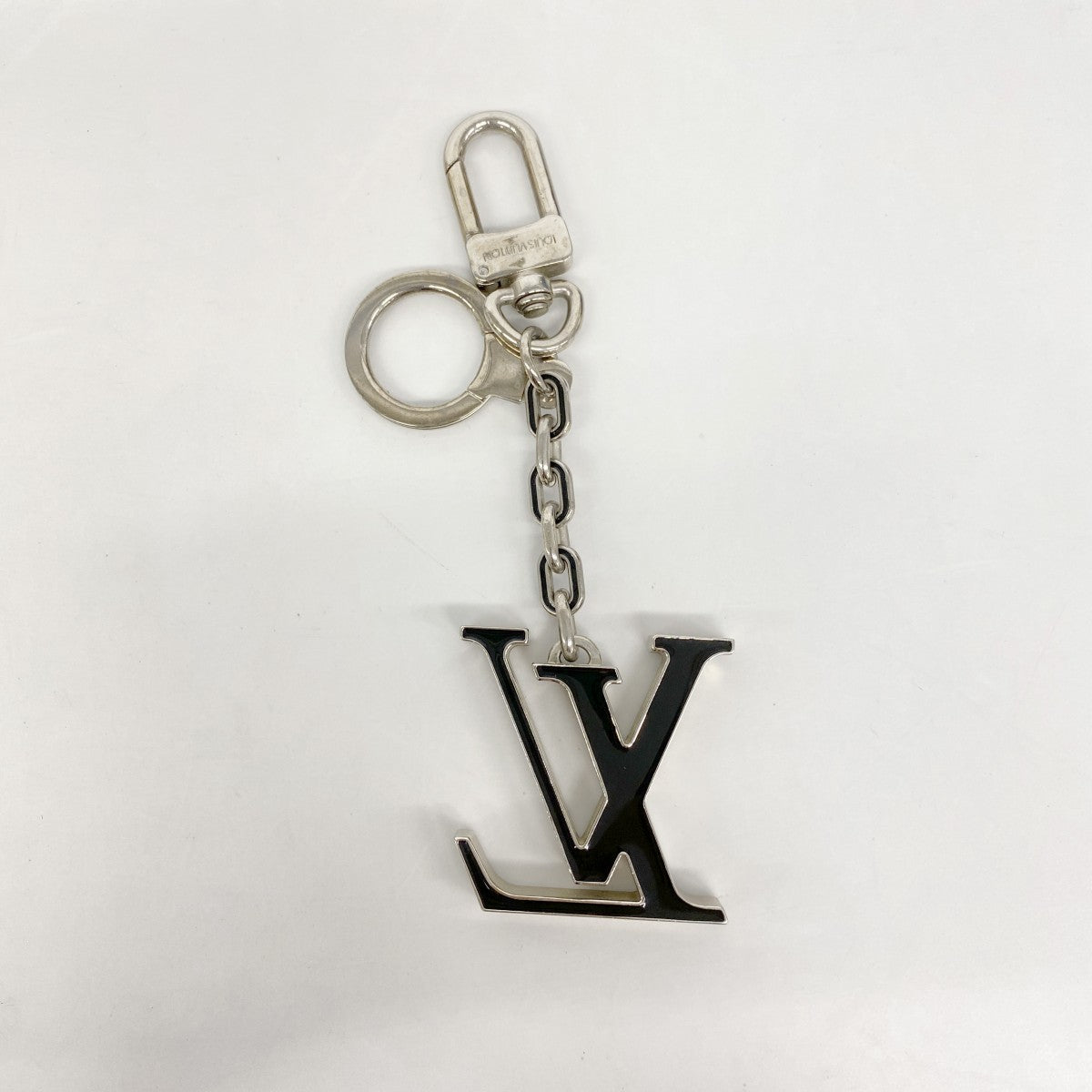 【6fa1860-k】ルイヴィトン キーホルダー・チャーム ポルトクレイニシャルLV M66269 シルバー ブラック【中古】メンズ レディース ユニセックス