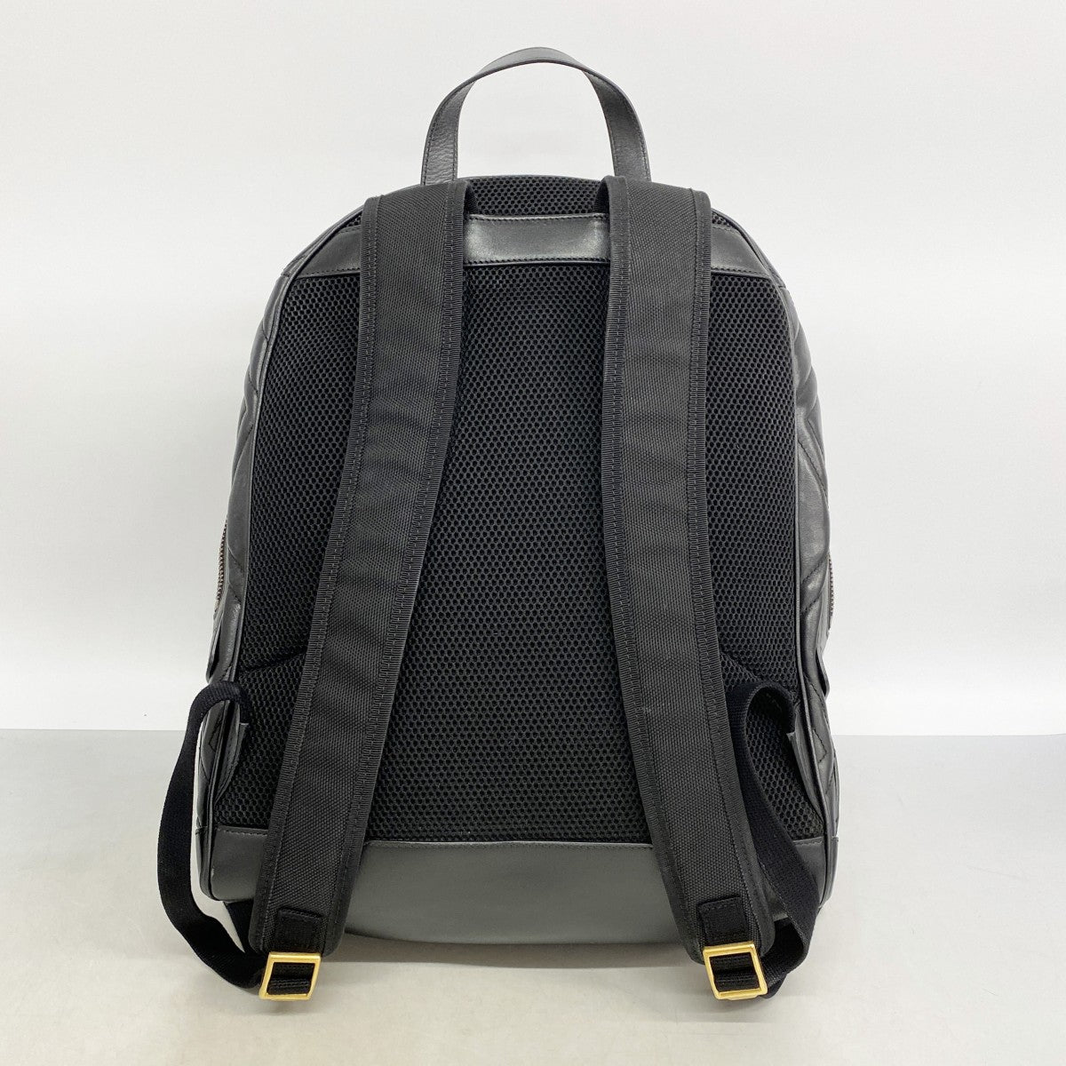【6fd5536-k】グッチ リュック・デイパック GGマーモント 523405 レザー ブラック ゴールド金具【中古】レディース