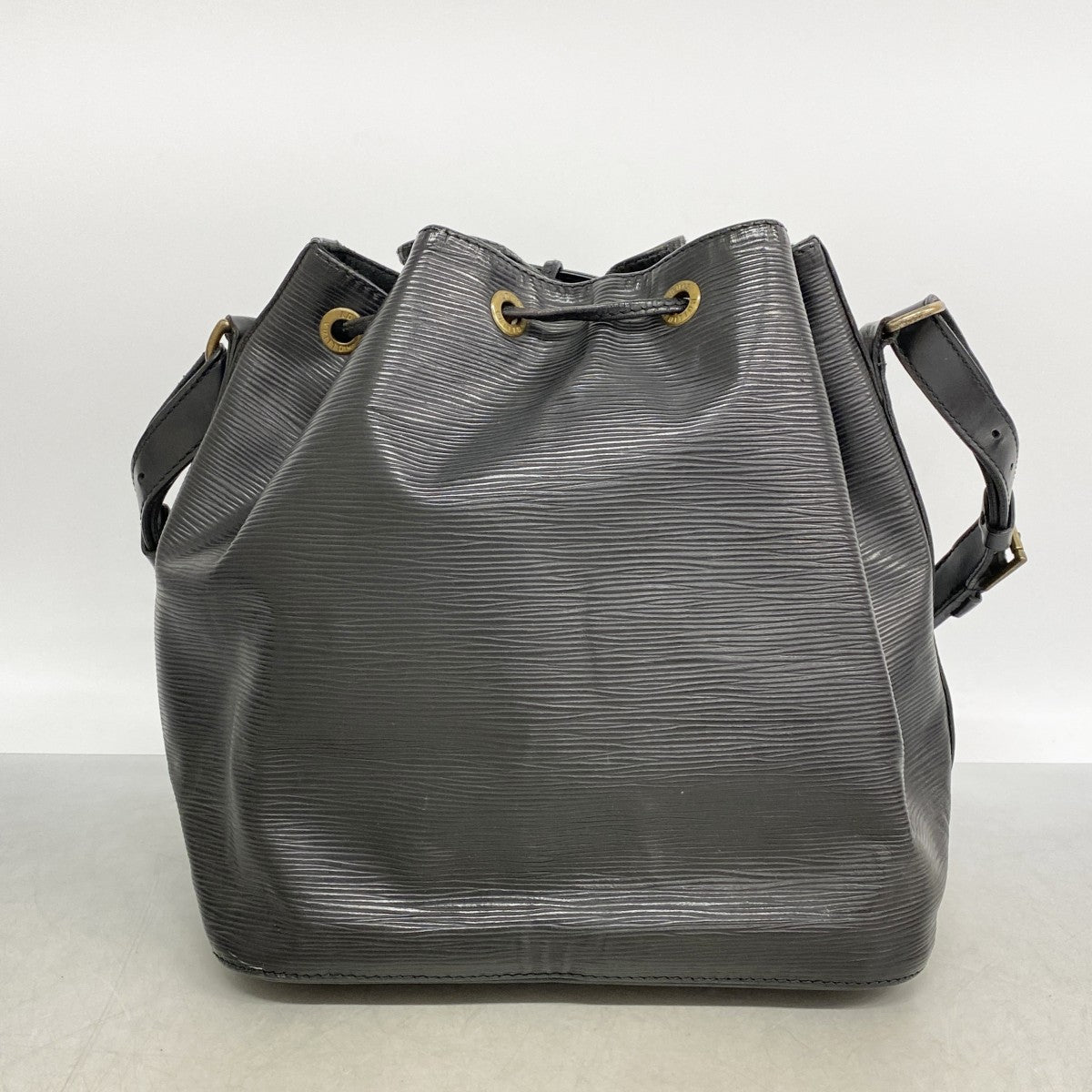 【6fe6463】ルイヴィトン ショルダーバッグ エピ プチノエ M59012 ノワール【中古】レディース