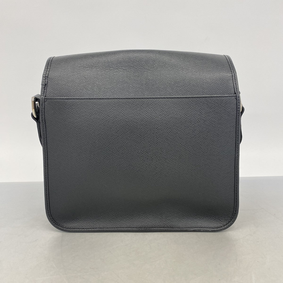 【6gc2772-h】ルイヴィトン ショルダーバッグ タイガ アンドレイ M32482 アルドワーズ【中古】メンズ