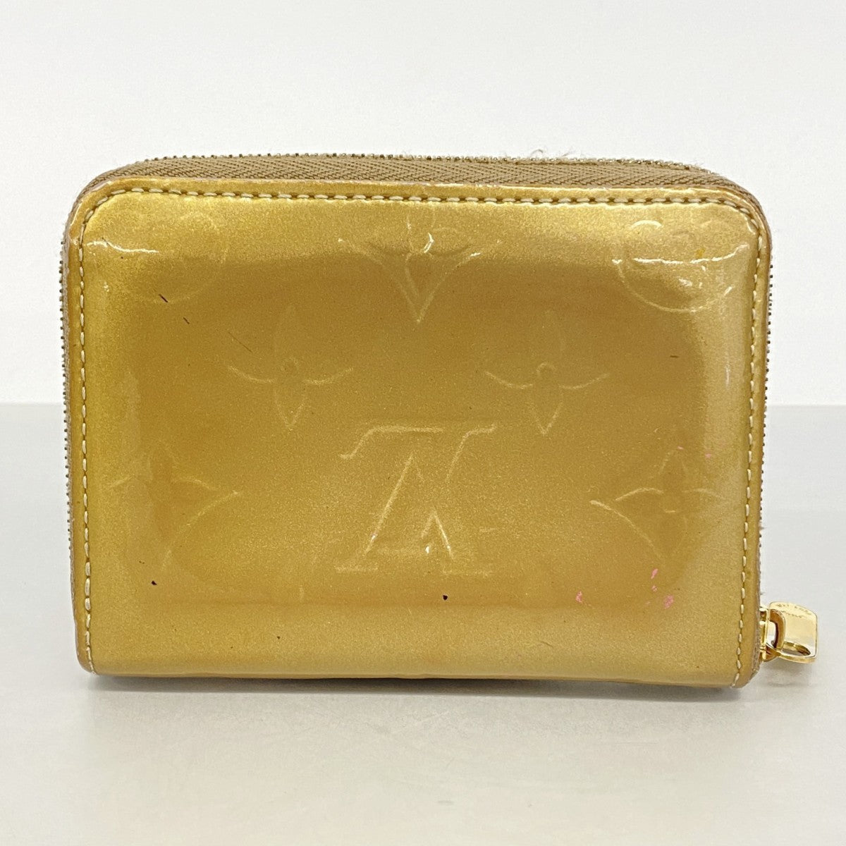 【6gd4117】ルイヴィトン コインケース ヴェルニ ジッピーコインパース M91762 ベージュプードル【中古】レディース