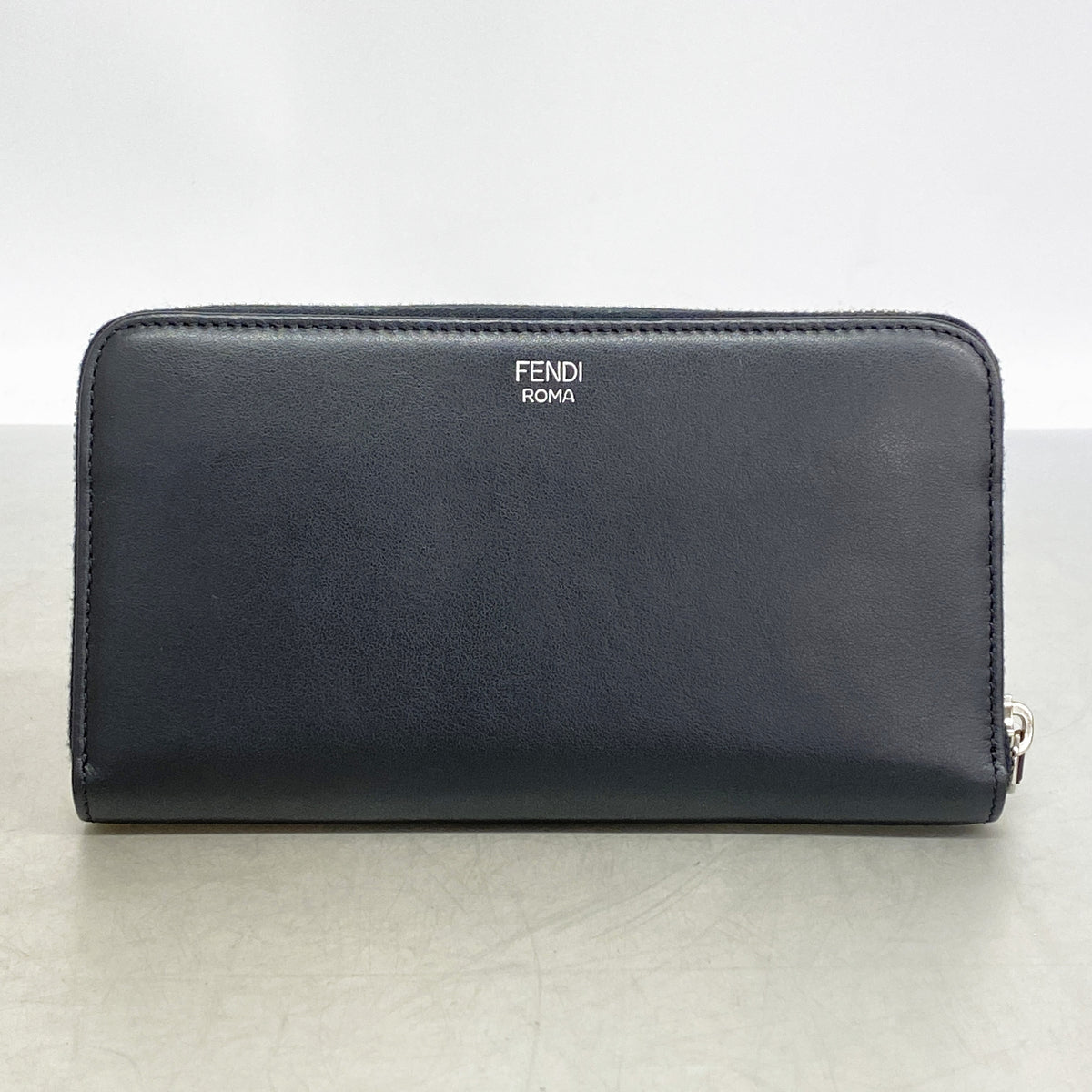 【6ge5807】フェンディ 長財布 スクエアアイ レザー ブラック シルバー金具【中古】レディース