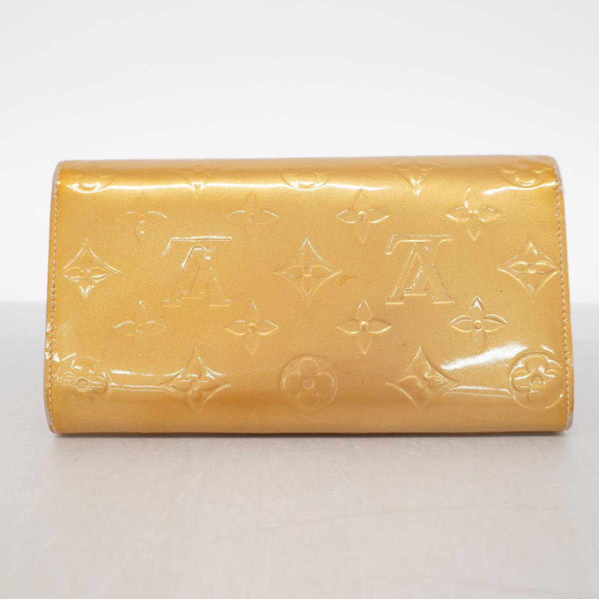 【6ge6037】ルイヴィトン 長財布 ヴェルニ ポルトフォイユサラ M91764 ベージュプードル【中古】レディース