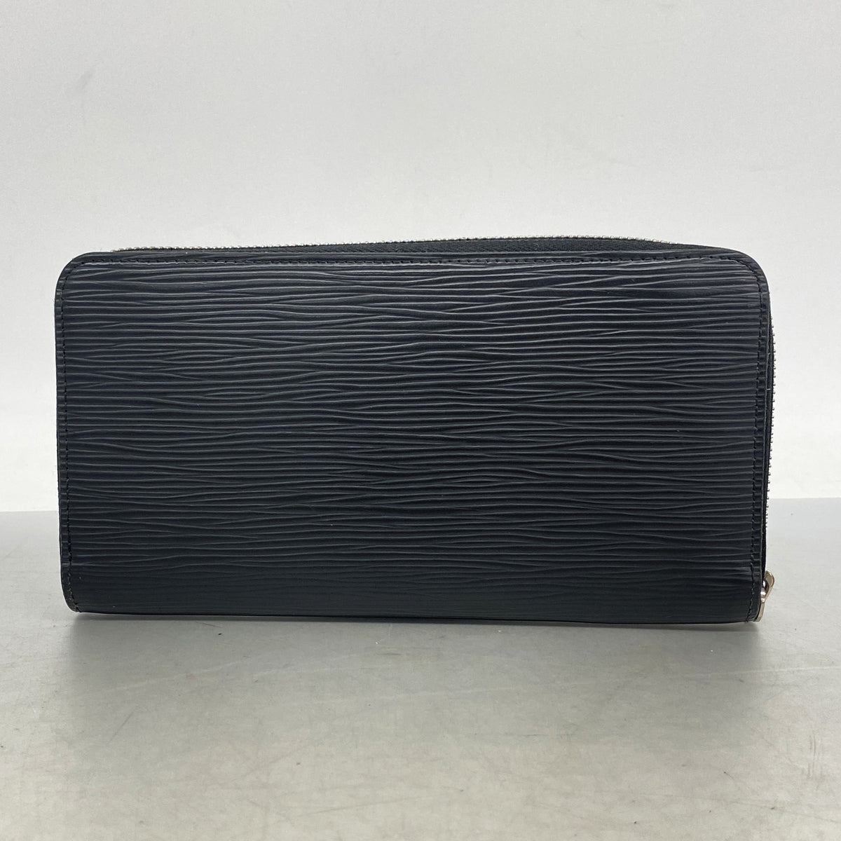 【6ha0031】ルイヴィトン 長財布 エピ ジッピーウォレット M60072 ノワール【中古】メンズ レディース ユニセックス
