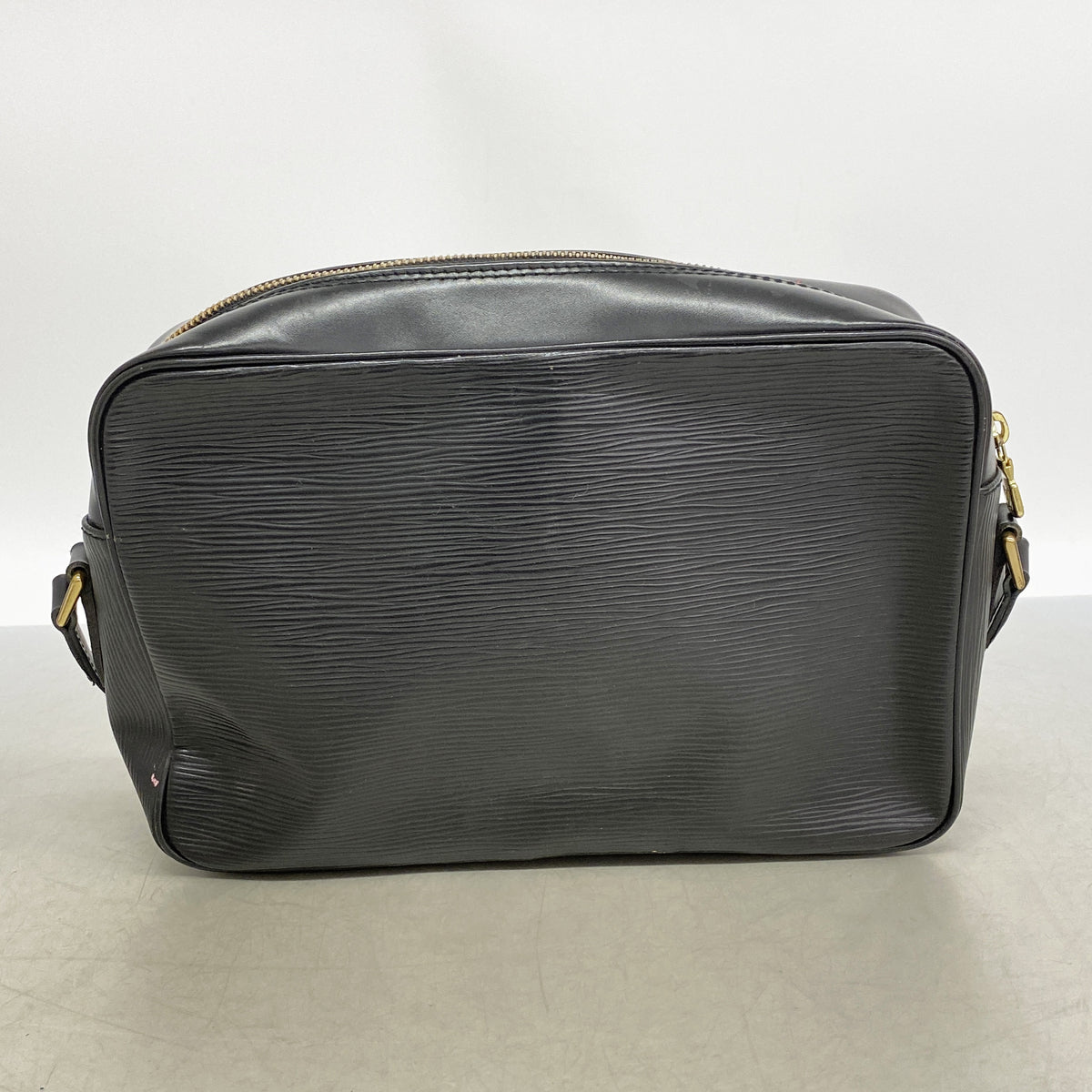 【6hb0150】ルイヴィトン ショルダーバッグ エピ トロカデロ27 M52302 ノワール【中古】レディース