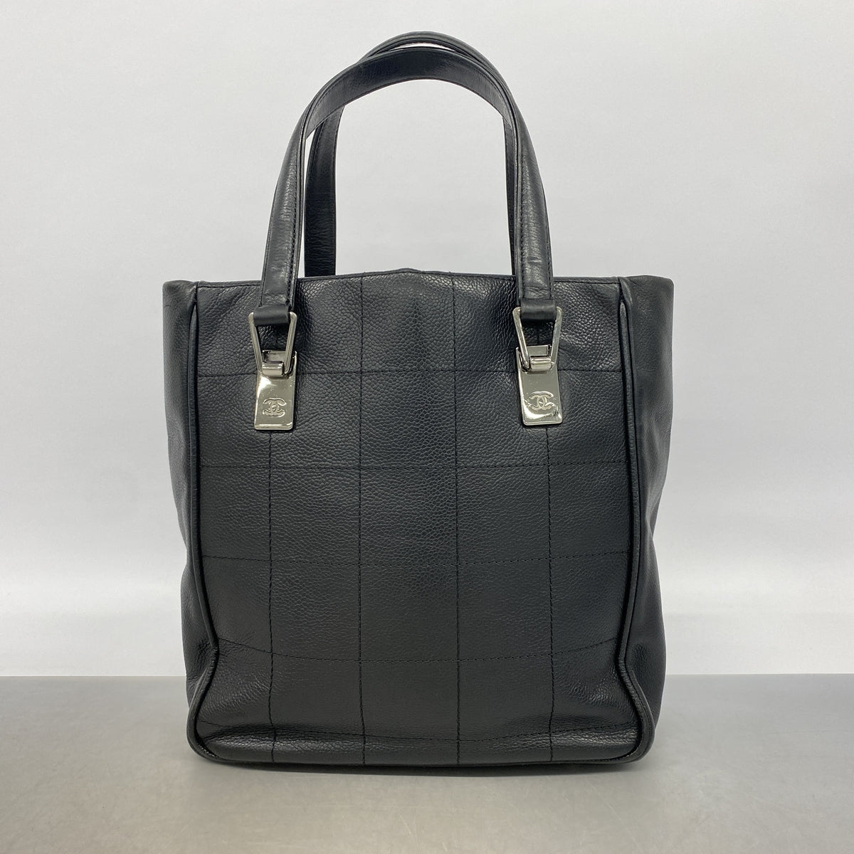【6hb0604】シャネル トートバッグ チョコバー キャビアスキン ブラック シルバー金具【中古】レディース