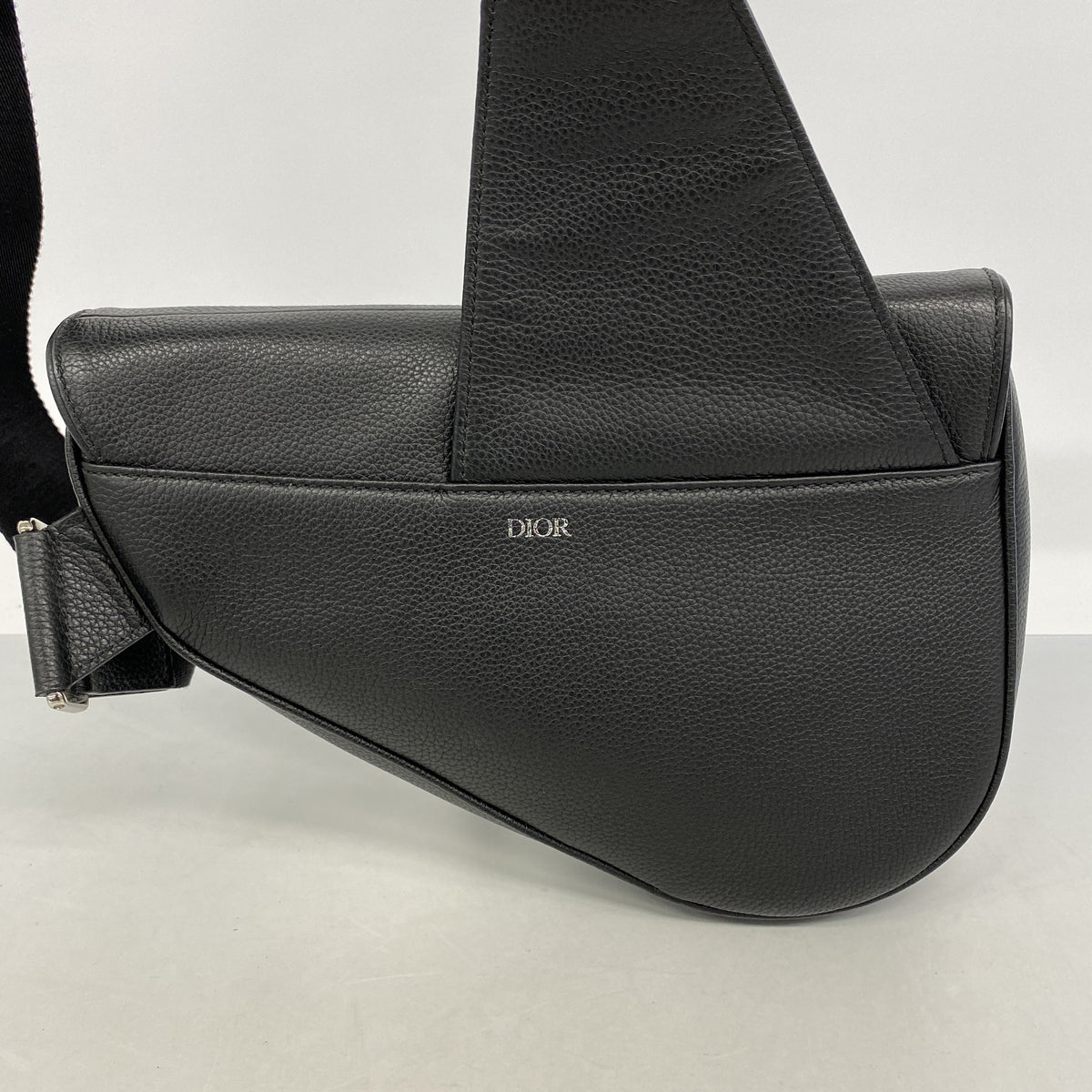 【6hc2125】クリスチャンディオール ボディバッグ サドルバッグ レザー ブラック シルバー金具【中古】メンズ