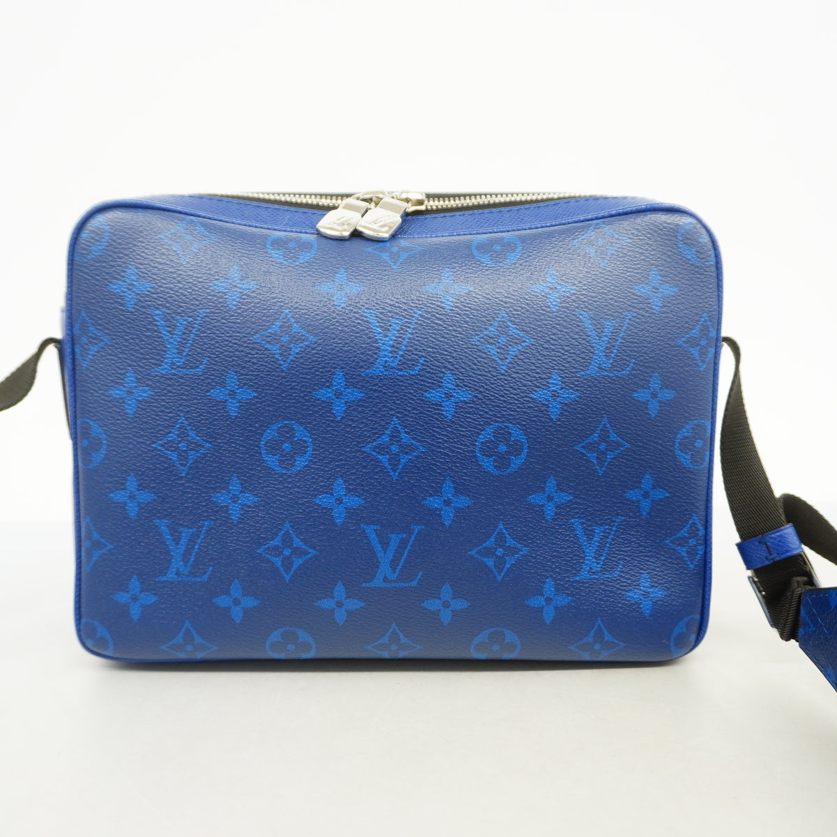 【6hc2590】ルイヴィトン ショルダーバッグ タイガラマ アウトドアメッセンジャーPM M30242 コバルト【中古】メンズ
