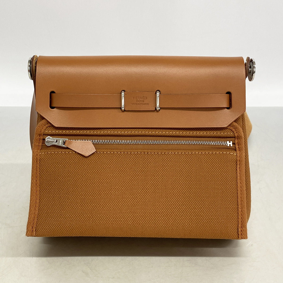 【6hd3402】エルメス ショルダーバッグ エールバッグミニ トワルミリタリー/ヴァッシュハンター フォーヴ シルバー金具 G刻印【中古】レディース