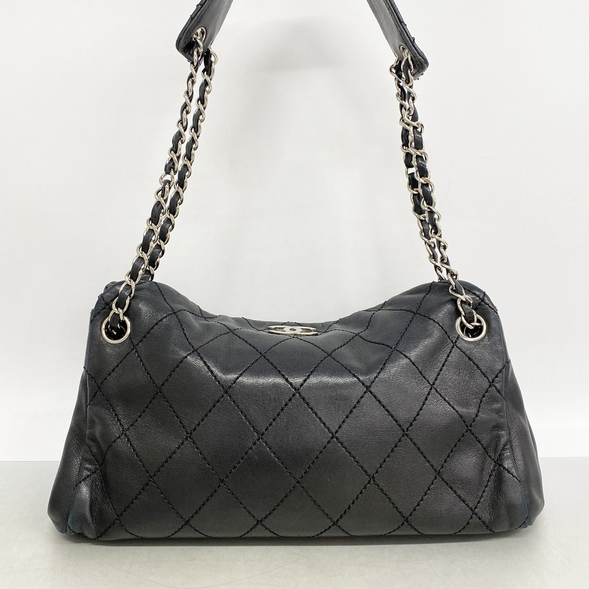 【6hd3848-k】シャネル ショルダーバッグ ワイルドステッチ チェーンショルダー レザー ブラック シルバー金具【中古】レディース