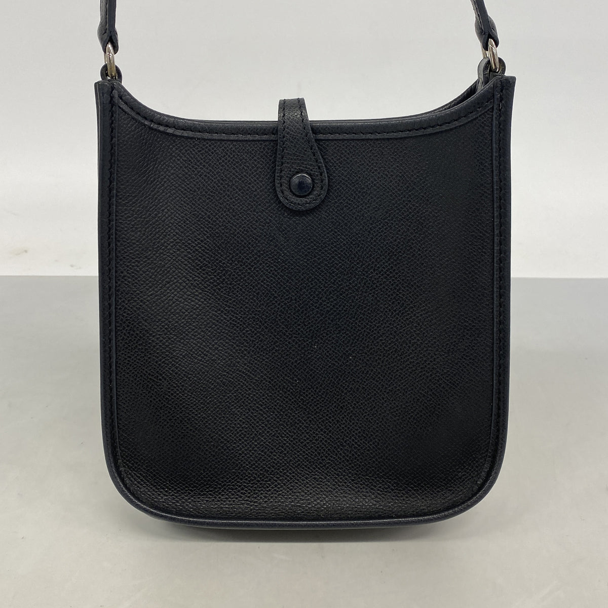 【6hd4044】エルメス ショルダーバッグ エヴリンTPM ヴォーエプソン ブラック シルバー金具 □H刻印【中古】レディース