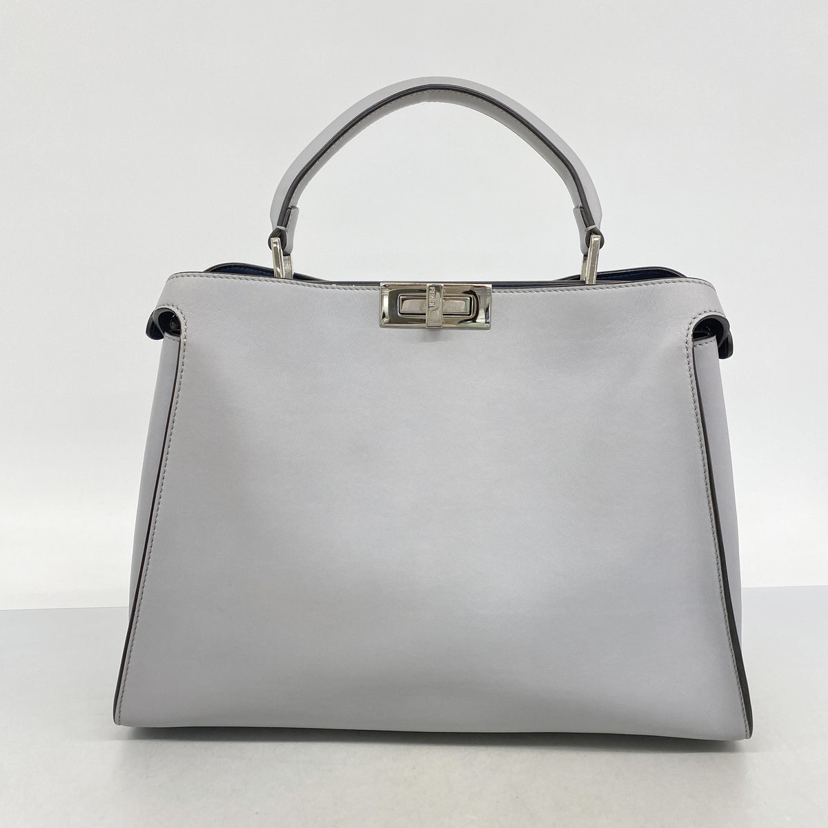 【6he4704】フェンディ ハンドバッグ ピーカブー エッセンシャル レザー グレー シルバー金具 2wayバッグ【中古】レディース