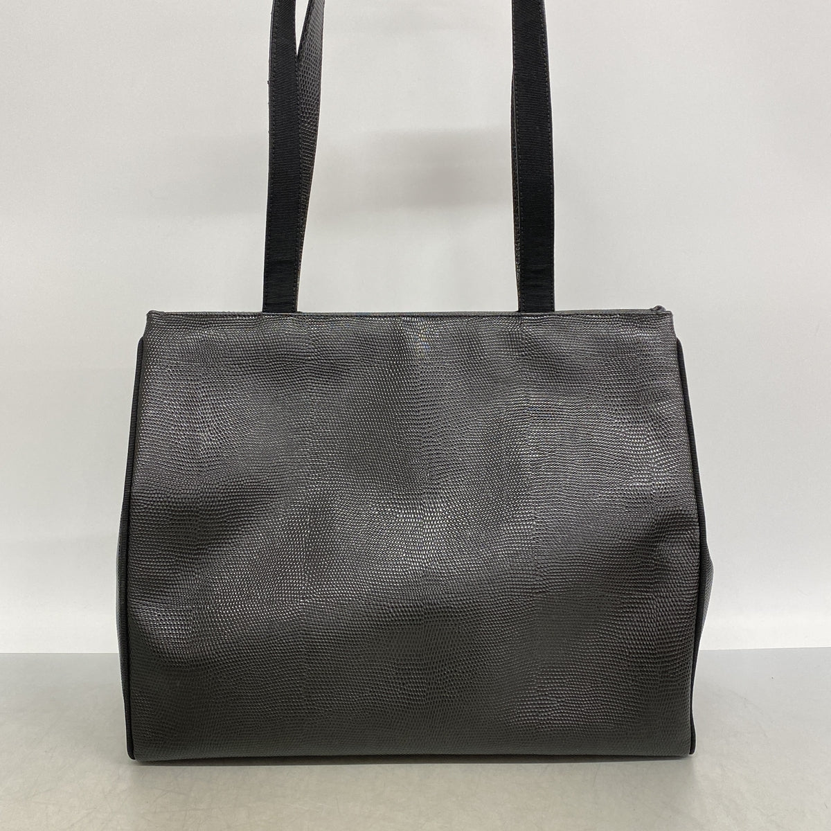 【6ia0159】サルヴァトーレフェラガモ トートバッグ ヴァラ レザー ブラック ゴールド金具【中古】レディース