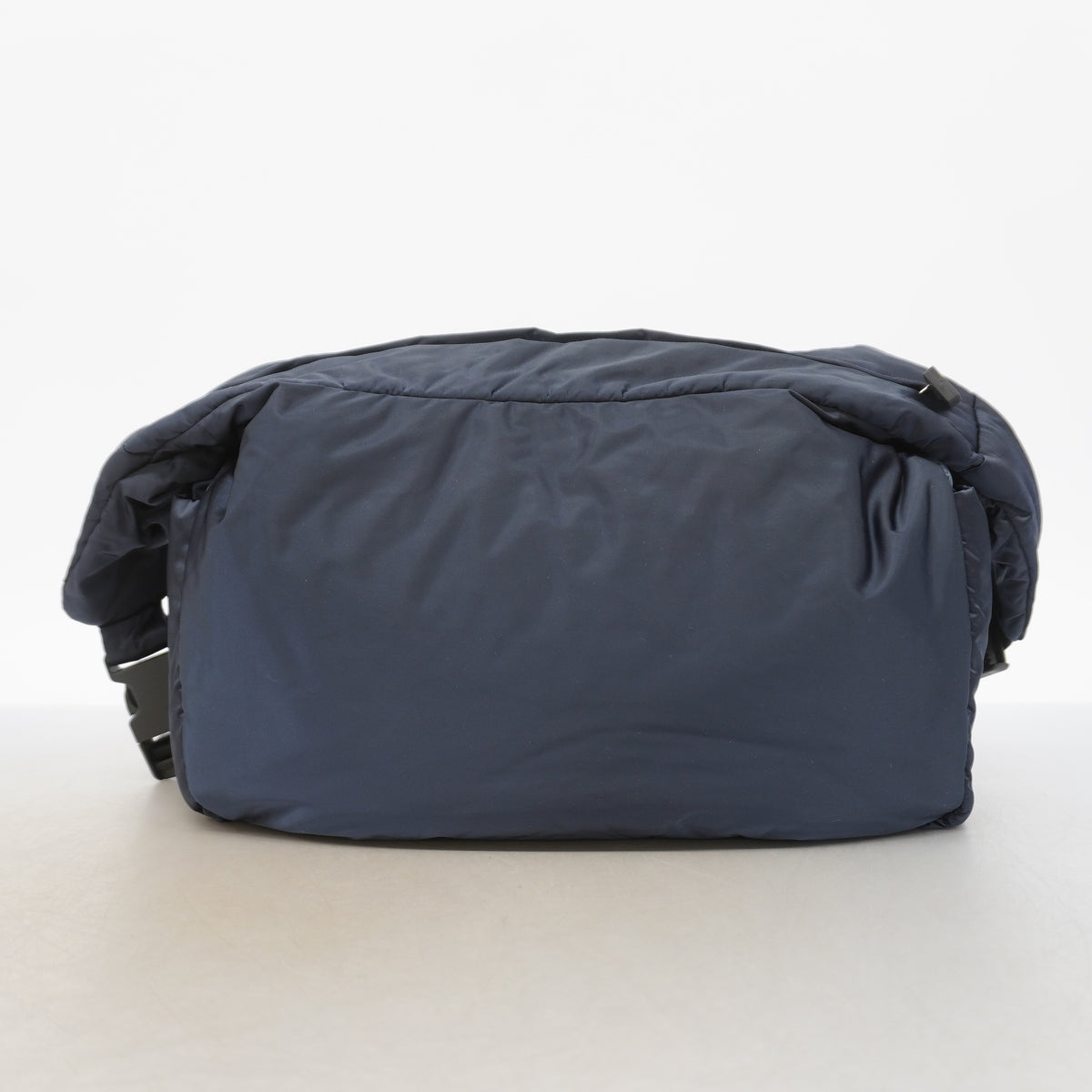【6ia0597】シャネル ショルダーバッグ スポーツ ナイロン ネイビー シルバー金具【中古】レディース