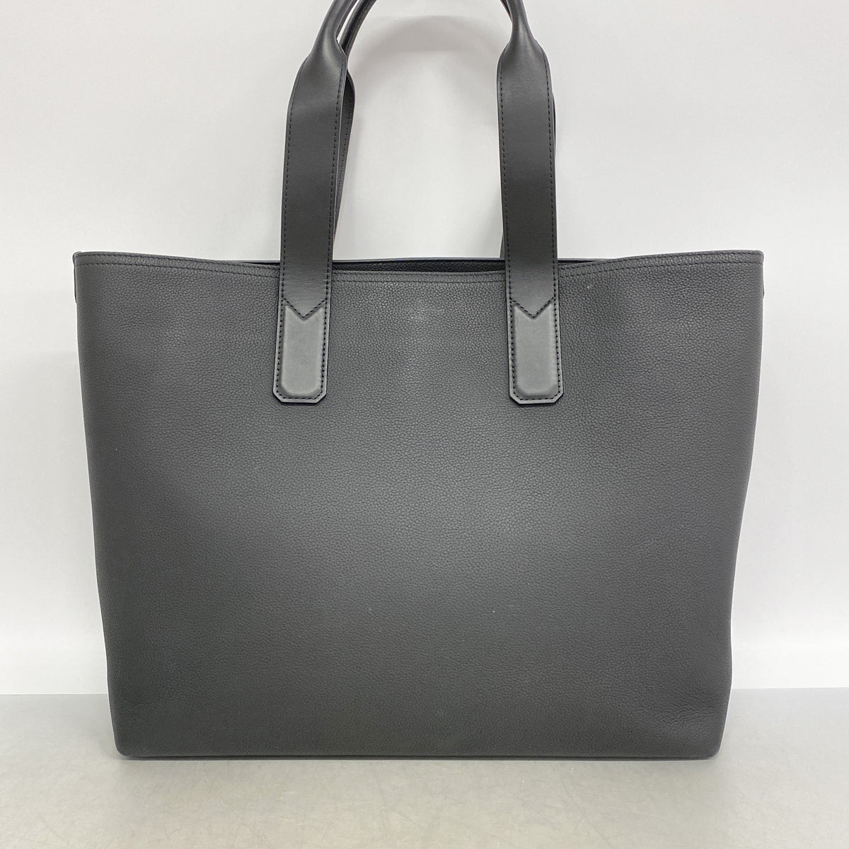 【6ia0913】ルイヴィトン トートバッグ LVアエログラム パイロットトート M24771 ブラック【中古】メンズ