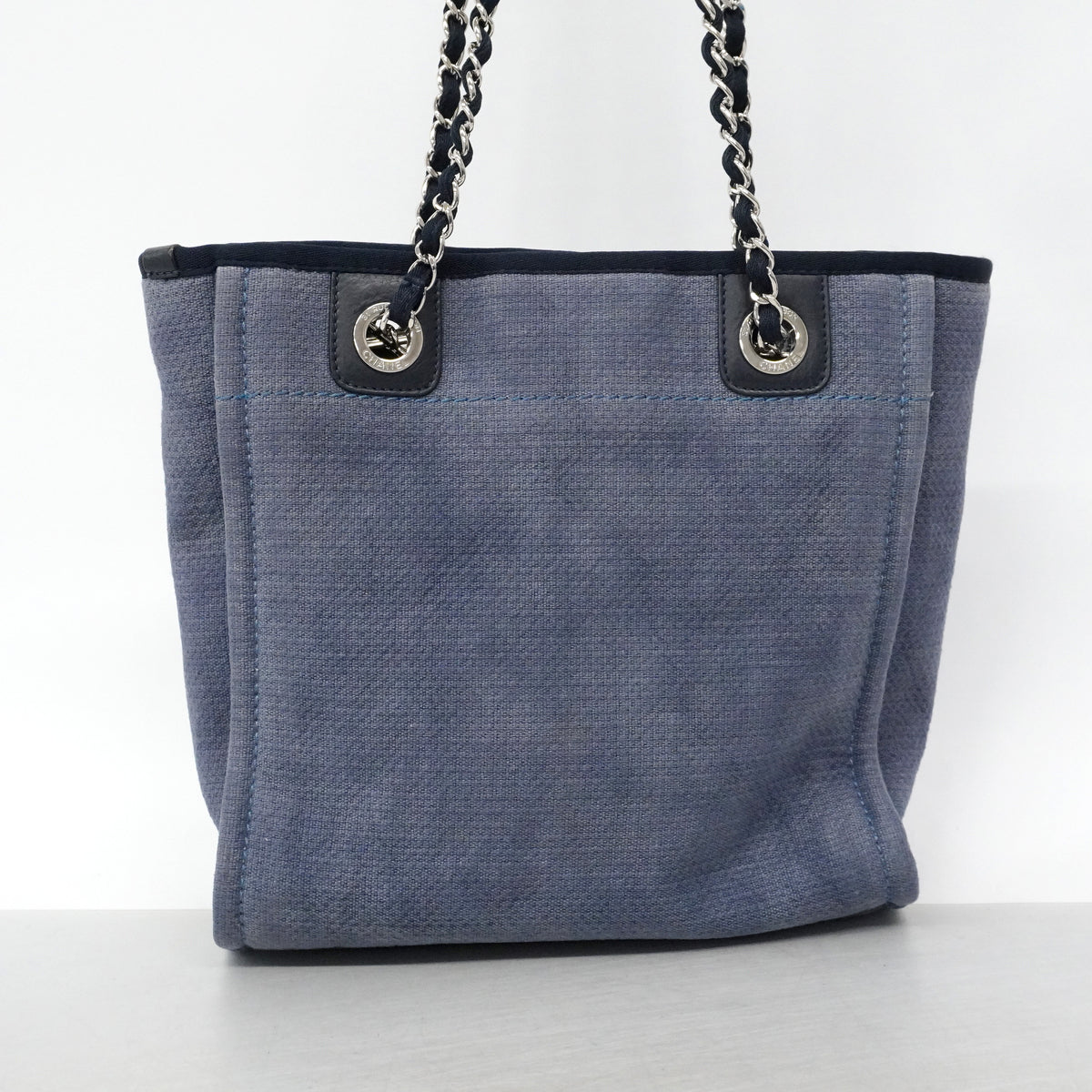 【6ib1251】シャネル チェーントート ドーヴィル キャンバス ネイビー シルバー金具【中古】レディース
