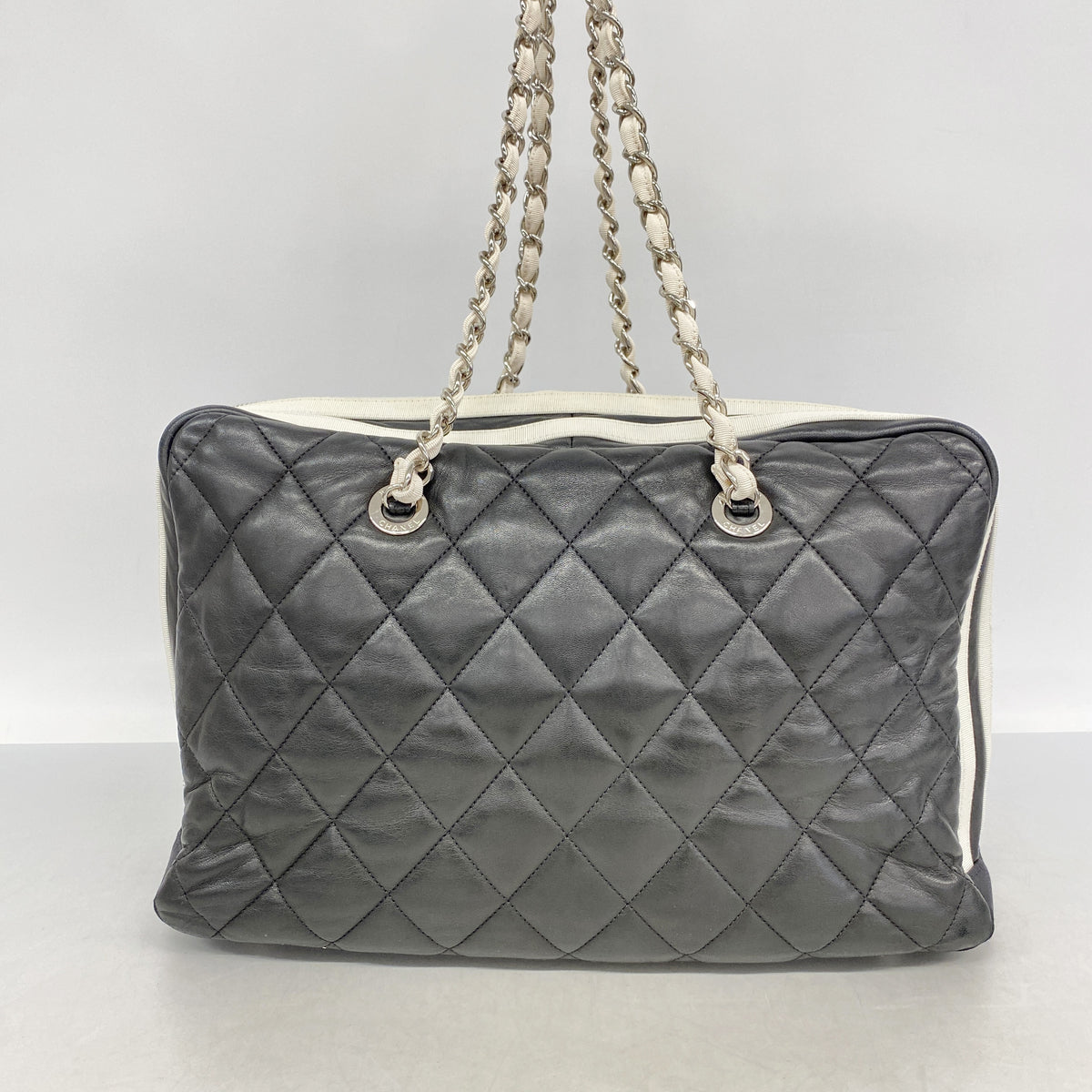 【6ib1324】シャネル チェーントート マトラッセ ラムスキン ブラック シルバー金具【中古】レディース
