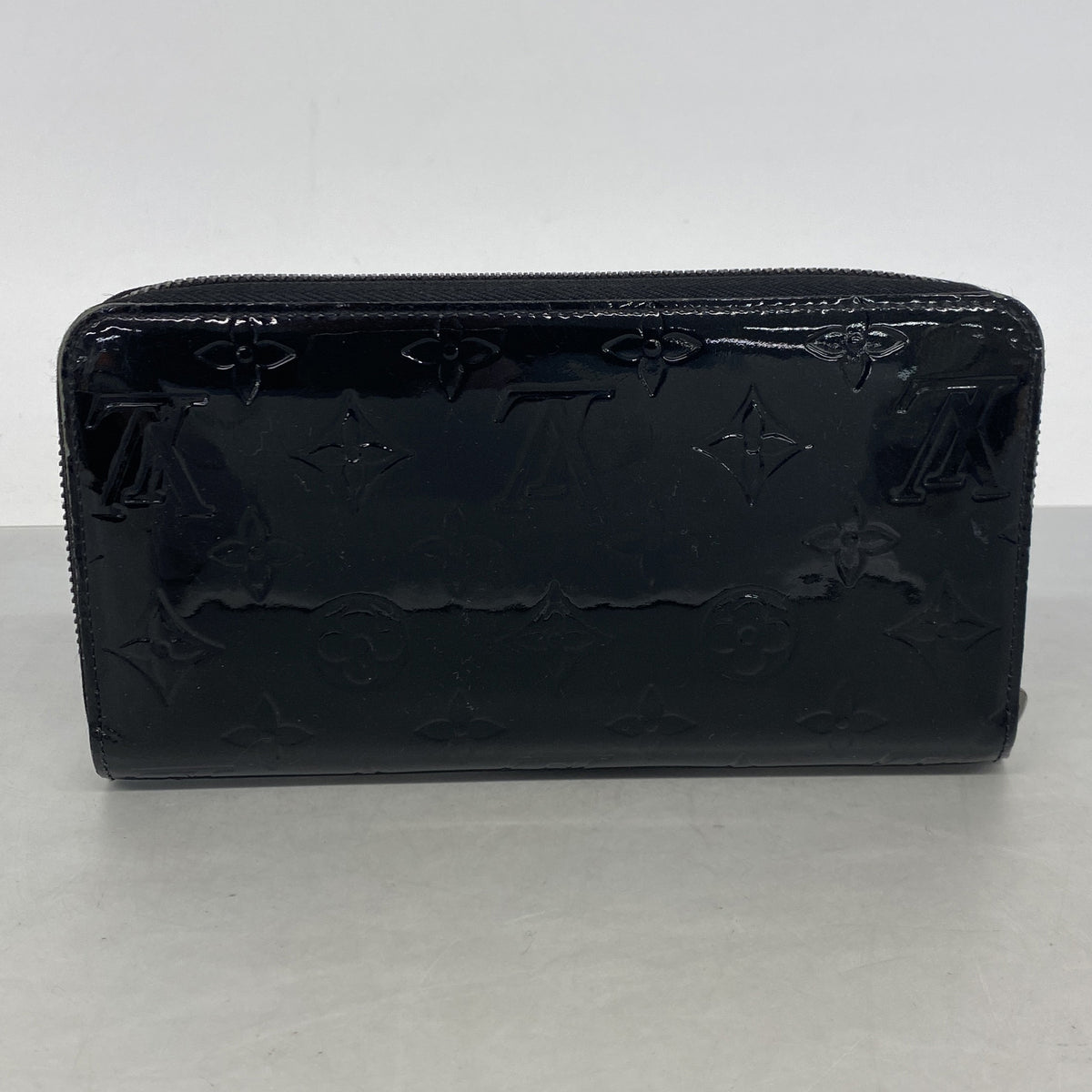 【6ib1385】ルイヴィトン 長財布 ヴェルニ ジッピーウォレット M90075 ノワールマニエティック【中古】メンズ