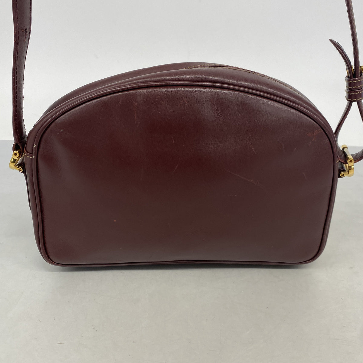 【6ib1517】カルティエ ショルダーバッグ マスト レザー ボルドー ゴールド金具【中古】レディース
