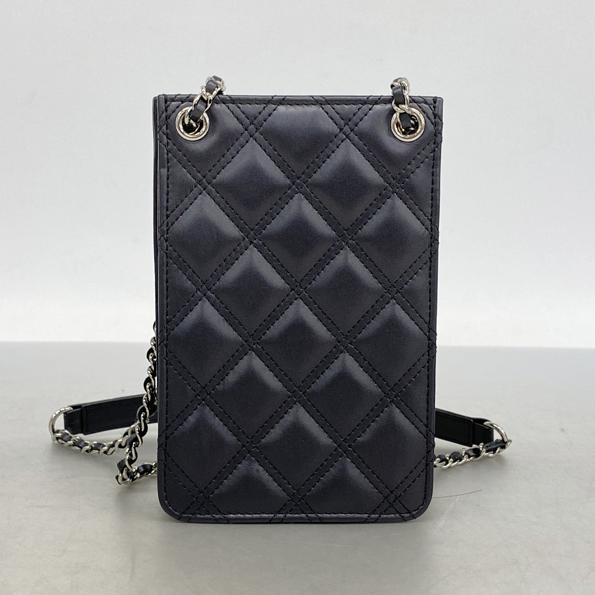 【6ib1568】シャネル ショルダーバッグ マトラッセ チェーンショルダー ラムスキン ブラック シルバー金具【中古】レディース