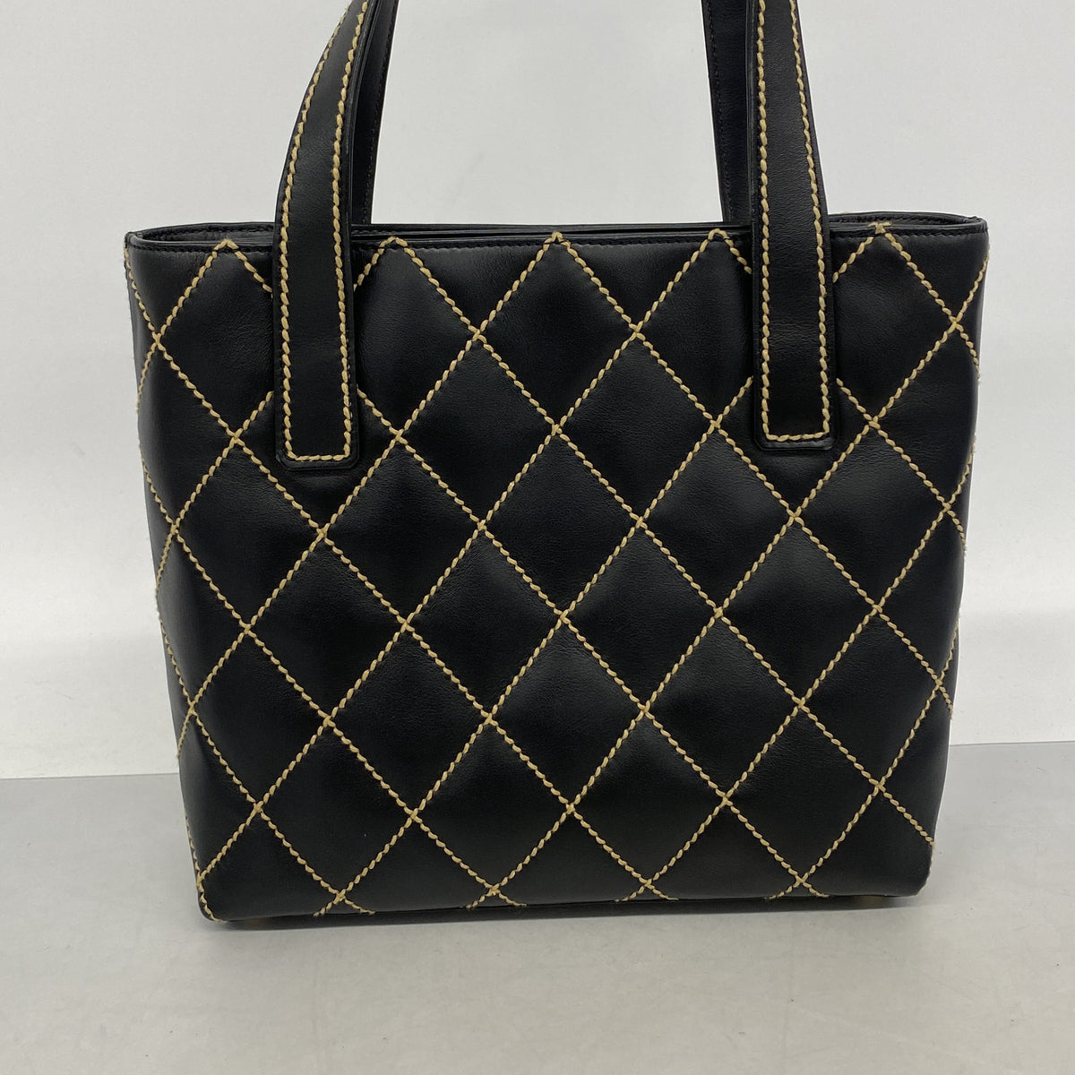 【6ib1801】シャネル ハンドバッグ ワイルドステッチ レザー ブラック ゴールド金具【中古】レディース