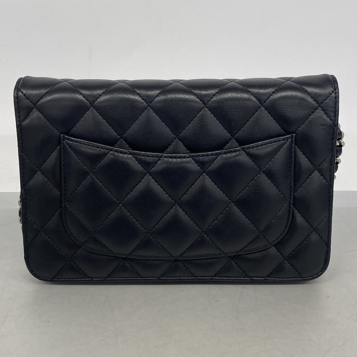 【6ib2189-h】シャネル ショルダーウォレット マトラッセ チェーンショルダー ラムスキン ブラック シルバー金具【中古】レディース