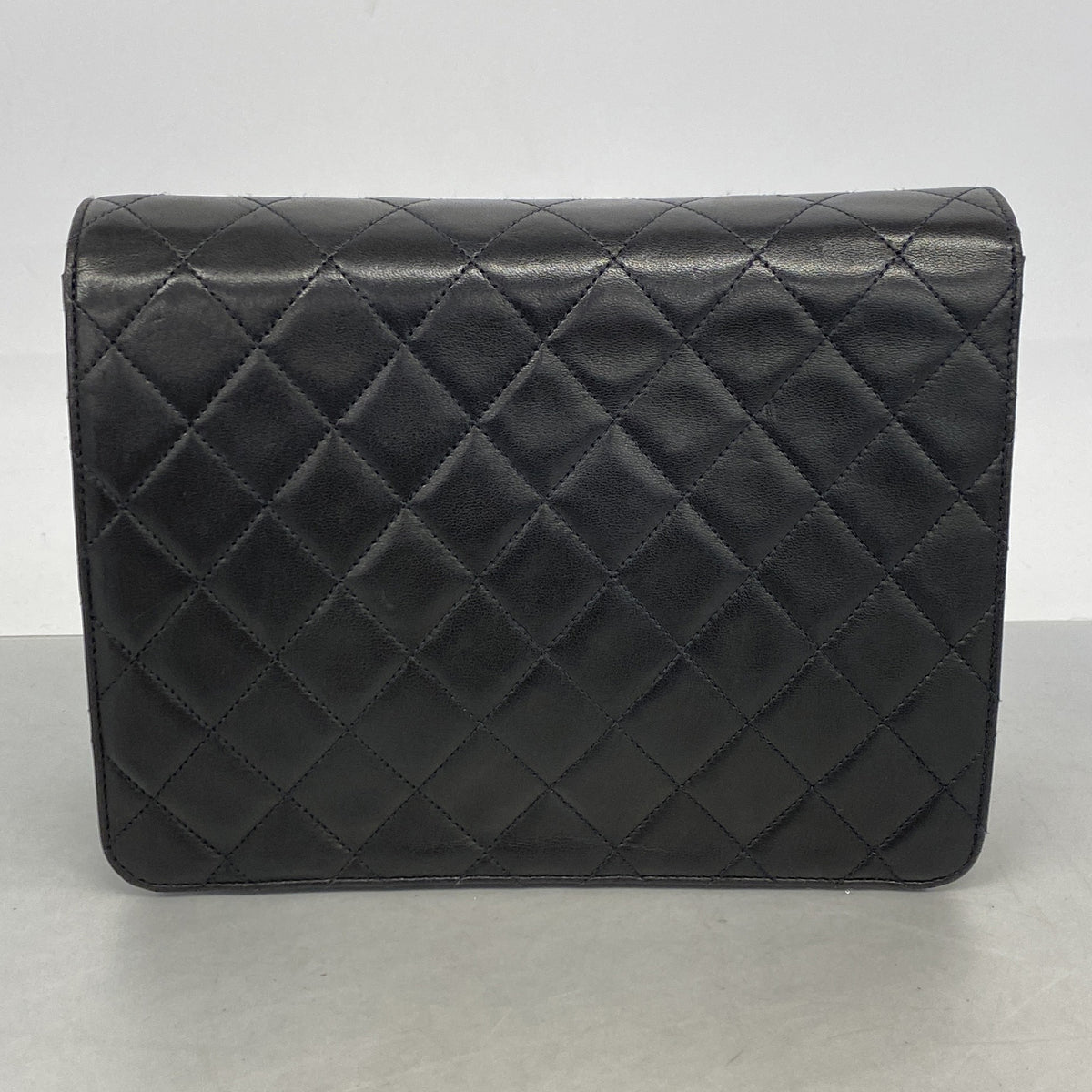 【6ib2213】シャネル ショルダーバッグ マトラッセ チェーンショルダー ラムスキン ブラック ゴールド金具【中古】レディース