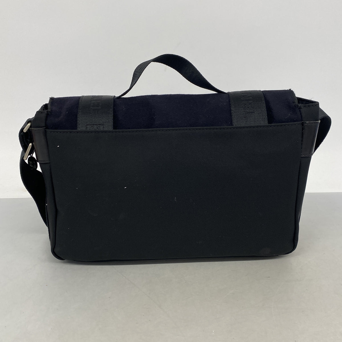 【6ib2496】シャネル ショルダーバッグ スポーツ ナイロン フェルト ブラック シルバー金具【中古】レディース