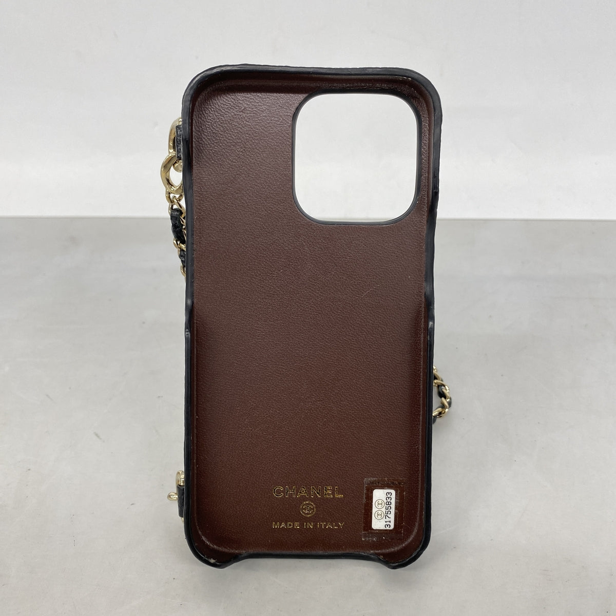 【6ib2814】シャネル iPhoneケース マトラッセ チェーンショルダー キャビアスキン ブラック シャンパンゴールド金具 iPhone13Pro【中古】レディース