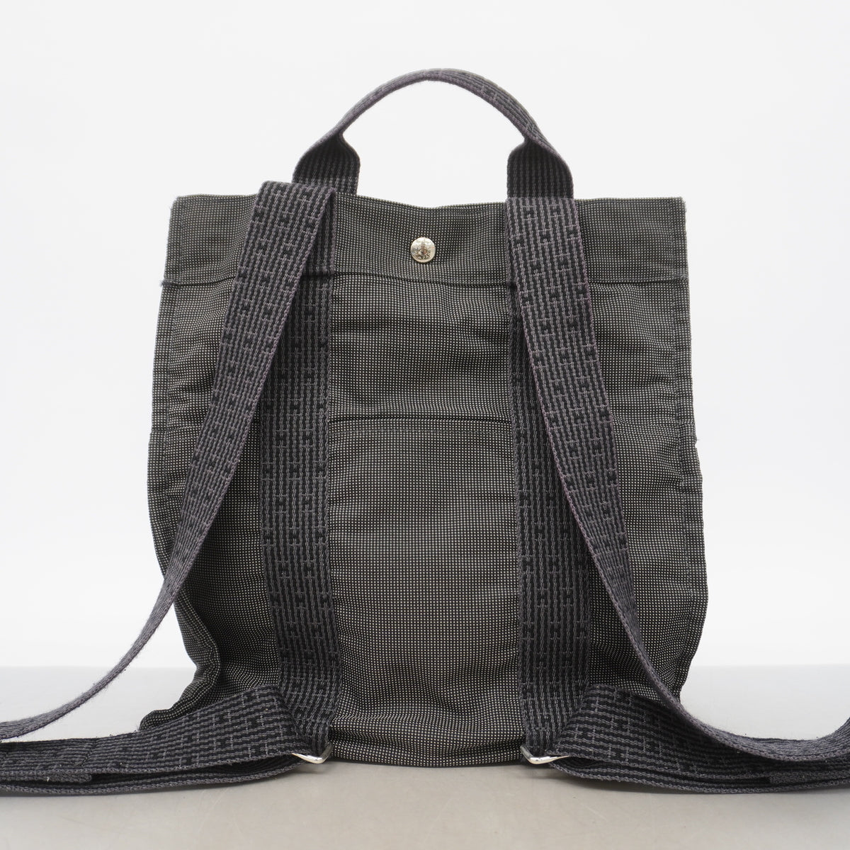 【6id4953】エルメス リュック・デイパック エールラインサックアドPM ナイロン グレー シルバー金具【中古】レディース