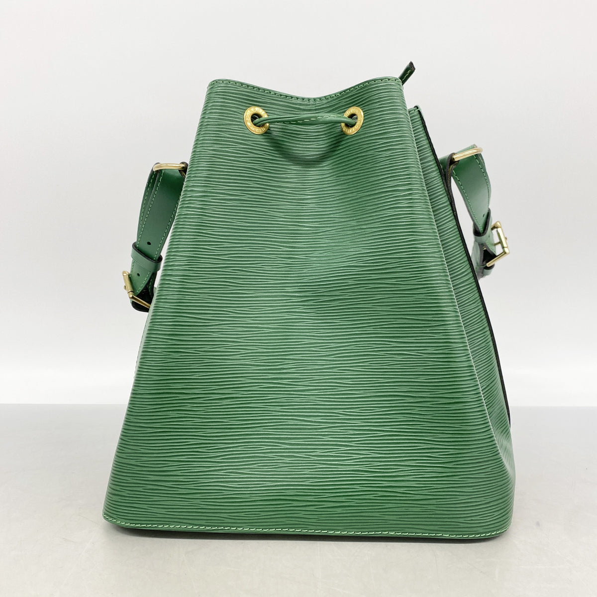 【6id5352】ルイヴィトン ショルダーバッグ エピ プチノエ M44104 ボルネオグリーン【中古】レディース