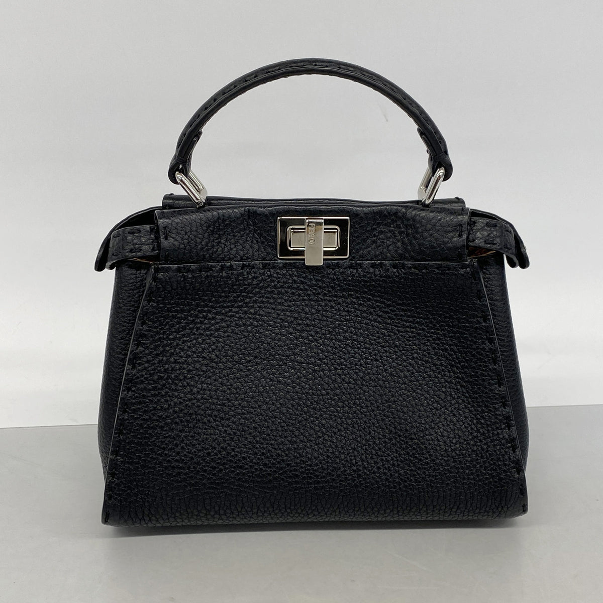 【6id6238】フェンディ ハンドバッグ セレリア ピーカブー レザー ブラック シルバー金具 2wayバッグ【中古】レディース