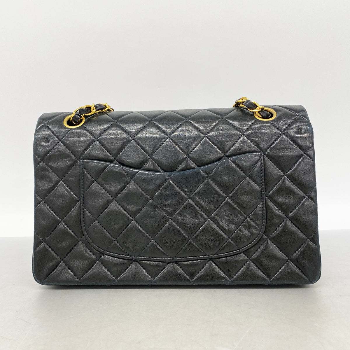 【6id6275】シャネル ショルダーバッグ マトラッセ Wフラップ Wチェーン ラムスキン ブラック ゴールド金具【中古】レディース